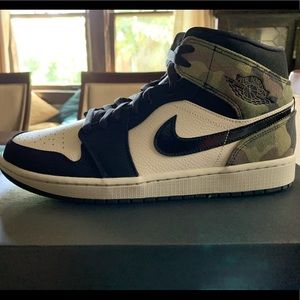 Size 12 Nike Air Jordan 1